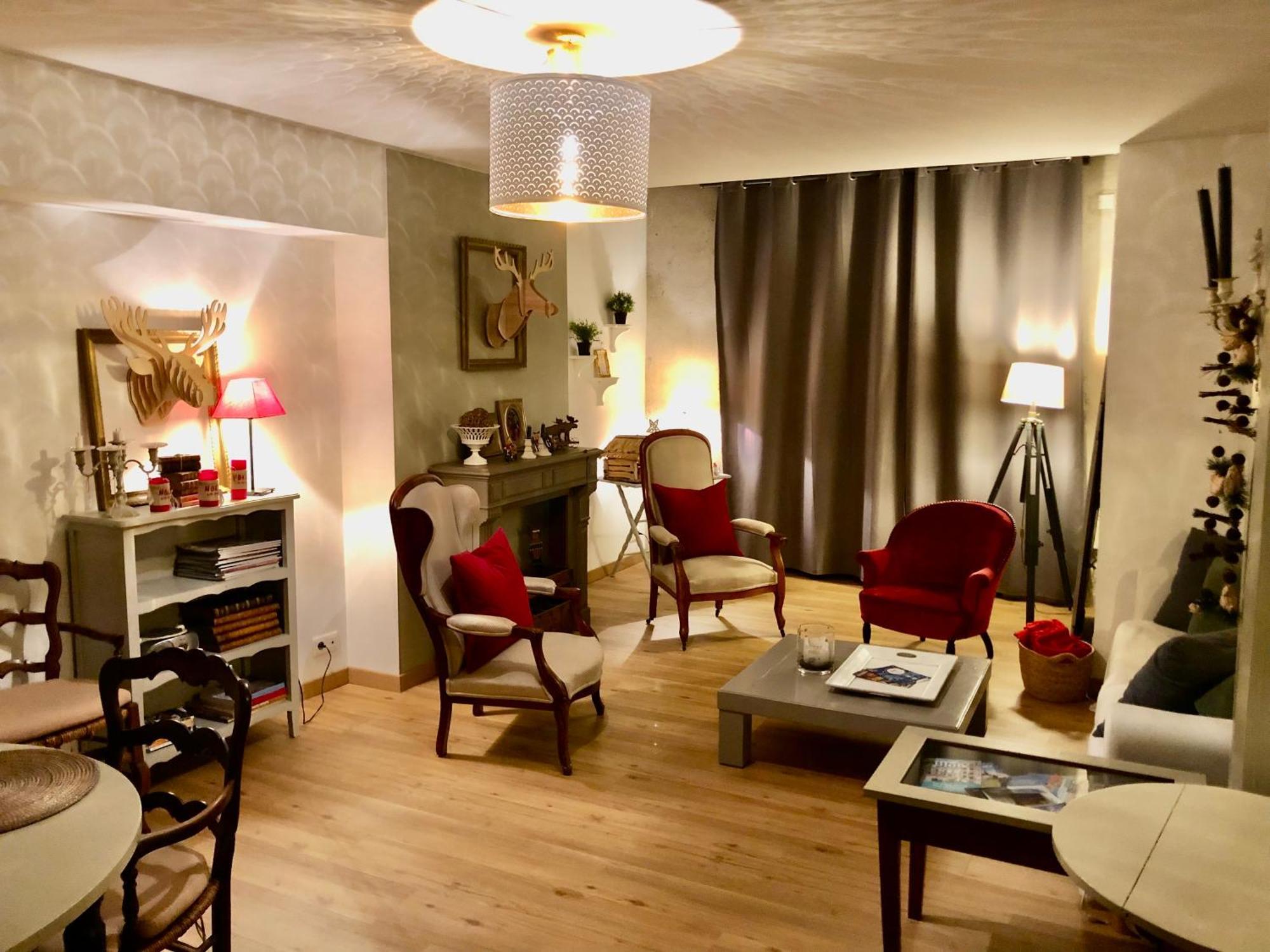 Bed & Breakfast Au 16 Place Saint Louis Blois