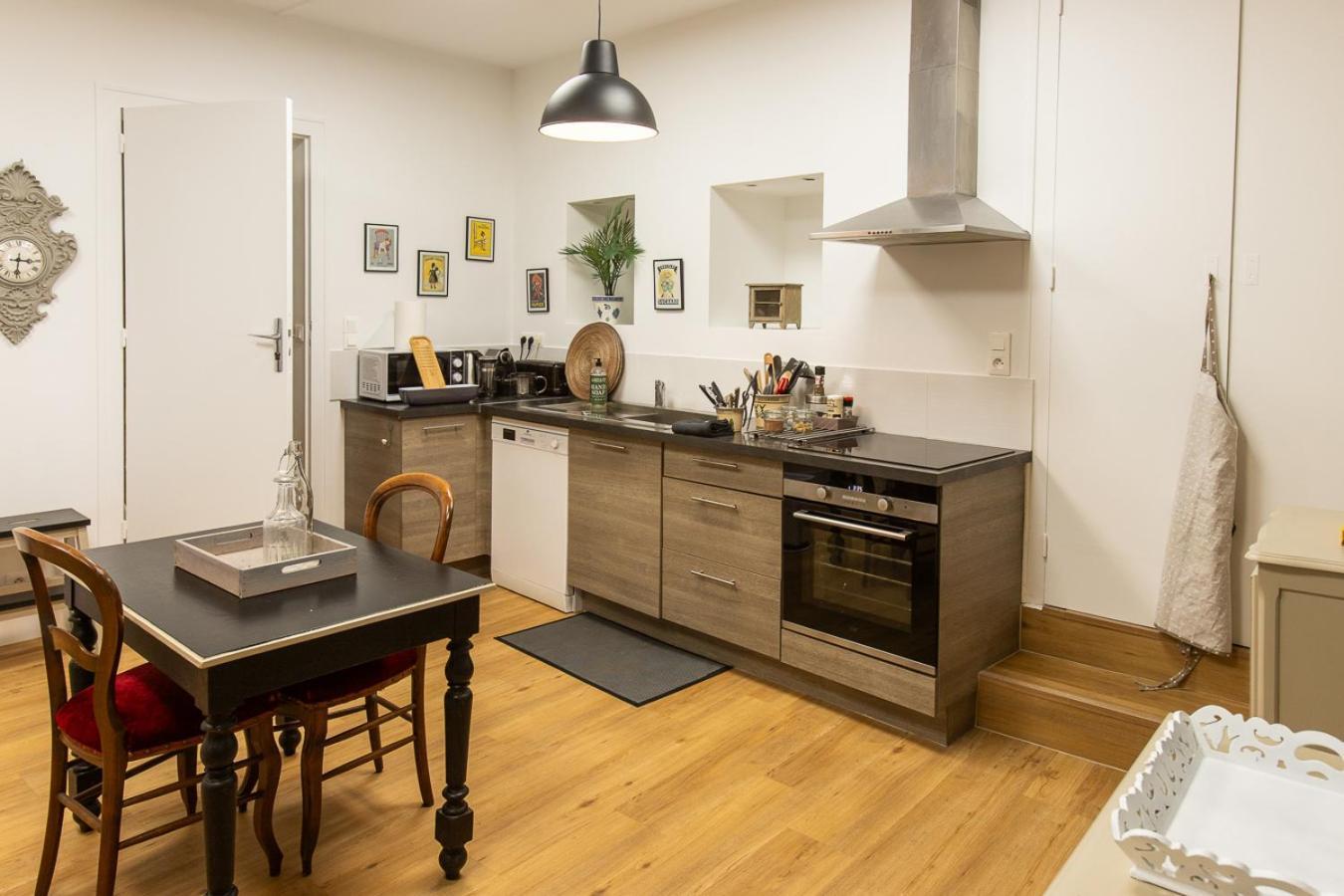 Au 16 Place Saint Louis * Blois
